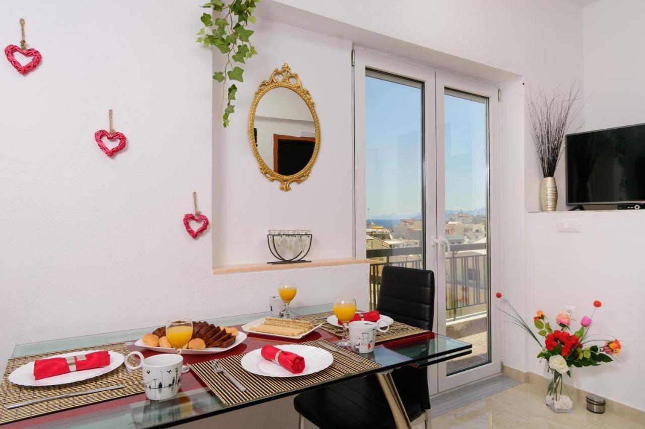 Luxury Lake View Center House อายิโอสนิโกลาโอส ภายนอก รูปภาพ